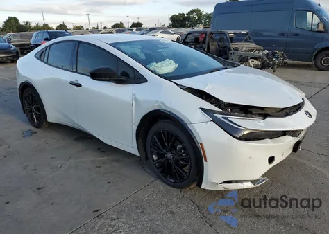 2025 Toyota Prius Le z USA, uszkodzony, nr VIN JTDACAAU2S3054808